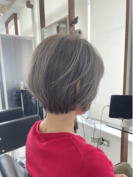 ハーツ(Heart's) 白髪ぼかし脱白髪染め似合わせショートボブ40代50代60代♪