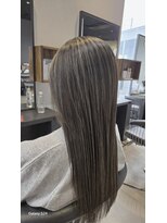 クリック 辰巳店(CLiC)&nbsp;大人上品な“立体感”カラー