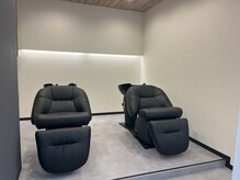 個室型サロンTRIBE hair/share salon 千歳【9/26 NEW OPEN（予定）】の雰囲気（フルフラットシャンプー台♪）