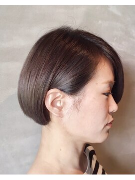 ブリック(BRICK.S) アッシュグレー　×　ボブ　サイド