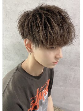 アンダーバーホワイト 天神店(_WHITE) マッシュ