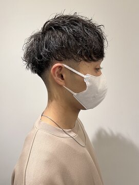 リリアーナ(LILIANA) ツイストスパイラル スパイラルパーマ ツイストパーマ 池袋