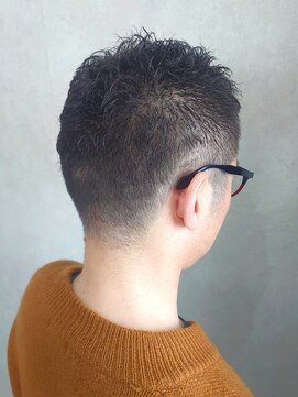 アニュー ヘア アンド ケア(a New hair&care) [清潔感メンズナチュラル]メンズベリーショート刈り上げブラック