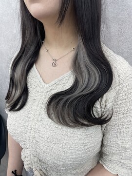 アン ブリーチ 大宮駅東口店(UN BLEACH) 【インナーカラー♪♪】ライトグレーカラー♪♪