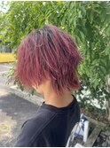 センターパート×ウルフヘアー