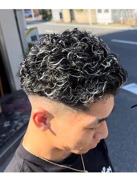 スウェル 千葉店(Swell) ホワイトメッシュ×極道パーマ