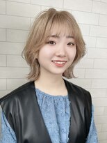 アルマモモ(Alma momo)&nbsp;くびれボブのベージュ