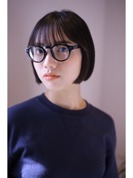 アールハーツ 峰店(R-HEARTS) コンパクトな黒髪ミニボブ