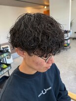 フゥ 宇都宮(FeU) 栃木緩め波巻きパーマシャドウパーマメンズマッシュウルフカット