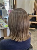 白髪染めを卒業してシルバーヘアにしたい方の進め方