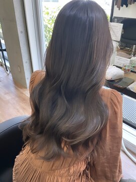 リコバイアフロート(riko by afloat) レイヤーロング/ラベンダーアッシュ/韓国風ヘア