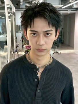 ファルベ(Farbe) フェザーパーマ/サーフカール/刈り上げセンターパート/波巻き