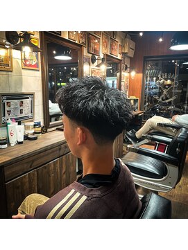 テーパーフェード×ショートスタイル