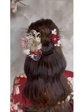 トイロ(hair design Toiro) カチモリハーフアップ