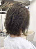 肩につかないレイヤーボブ透明感オリーブカラー☆