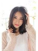 暗髪ニュアンスカール大人ミディアム・天神kchiara
