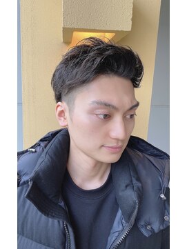 ロンド ストラーダ 心斎橋(Lond strada) 【津賀　涼】大人カッコいい外国人風パーマ刈り上げビジネス☆