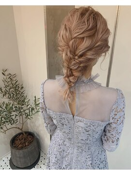 ローウェ 渋谷(Louwe) 編みこみパーティースタイル結婚式[渋谷/渋谷駅]