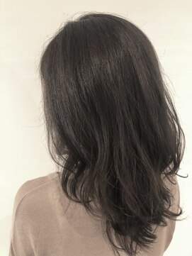 ヘアーサロン ラフリジー(Loufreasy) 《お客様ヘア》ダメージで退色した髪のオレンジ味に艶髪アッシュ