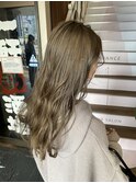 ミルクティーベージュ×透明感