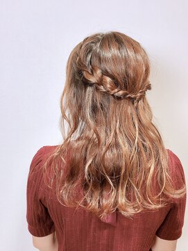 アトラスヘアー(Atlas hair) half up arrange