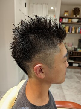 ヴィシュヌヘアー Visnu Hair モヒカン