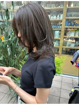 ボンド 三軒茶屋(Bond) オリーブカラー×レイヤーカット