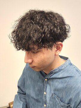 ニアウ 伊勢崎連取店(Niau) 刈り上げショートマッシュ波巻きパーマツイストスパイラル