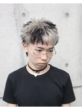 オーシャントーキョー ホワイト 原宿(OCEAN TOKYO WHITE) スパイキーショート