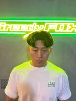グリーディーフォックス 代々木(Greedy FOX)&nbsp;波巻き/ハイライト/マッシュパーマ/ウルフ[シェービング]