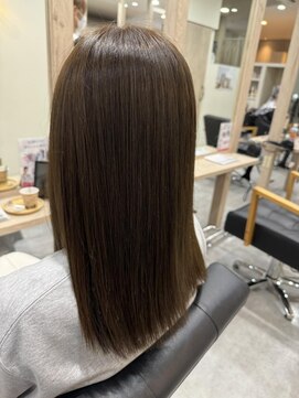 ヨロ(YoLo.) ナチュラルストレート