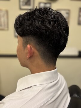 スカイマスターバーバー 渋谷(SKY MASTER BARBER) ビジネスパーマスタイル＜理容室＞【床屋／眉毛カット／メンズ］