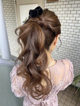 フェリーチェ(Felice) ポニーテール　パーティヘア　華やか　リボン　ヘアセット