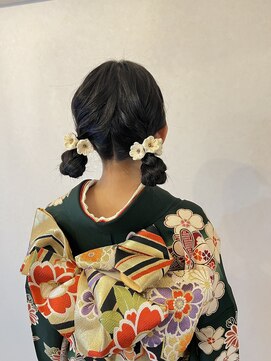 ココン(cocon) ツインお団子ヘア