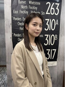 ヘアーサロン 6(hair salon) ツヤ感ナチュラルストレート　ブリーチなしのグレージュ