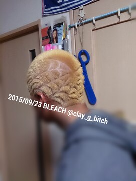 クレイジービッチ(CLAY G BITCH) 【再来限定】1発ブリーチ 金髪 仙台ブリーチ 特殊カラー