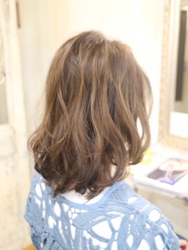 シェア(SHARE hair make works) 【SHARE】★お客様スナップ★大きめカールのパーマスタイル