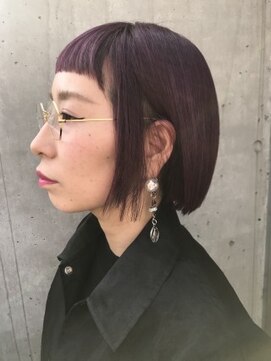 ジーナ(XENA) オン眉ミニボブ