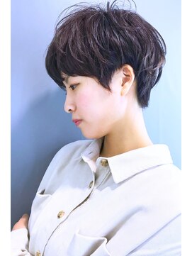 ラウンジ モリオ イケブクロ(Lounge MORIO Ikebukuro) 【morio池袋】2019年黒髪マッシュウルフ