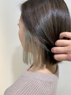 アズール 草加(azule) 前下がり耳かけオシャレなインナーカラー