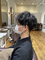 アーチ(ARCH)&nbsp;センターパートゆるパーマ【ＡＲＣＨ】片山雄