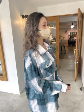 コミレ(COMILE) ミルクティーシルバー　シャドールーツ