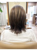 ミルクティーベージュのばしかけ外ハネボブ