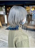 シルバーグレージュインナーカラーミッドナイトブルー