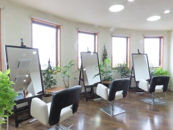 ROOP　hair make studio【ループ】