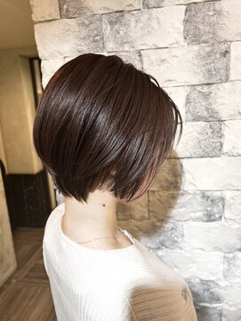 オースト ヘアー ステラ 新宿店(Aust hair Stella) ピンクブラウン/くびれショートボブ