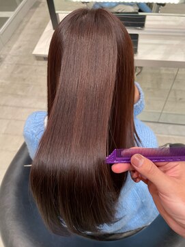 ロンドローズ 名古屋(Lond damaskRose) ブリーチ学割オリーブベージュレイヤーカットリタッチ654※