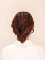 こなれお団子ヘアアレンジ