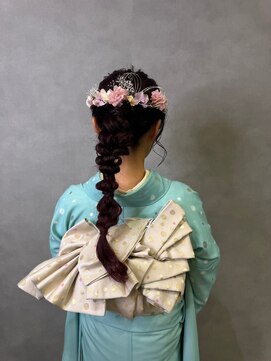 アチーブ ヘア デザイン(achieve hair design) 和装成人式編み下ろしゆるふわポニーテールヘアアレンジ