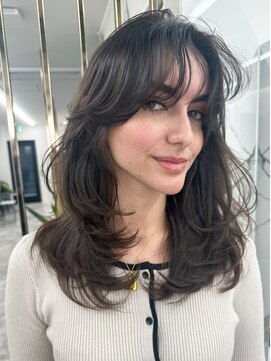 エトワール(ETOILE) 外国人風レイヤーカット/三ノ宮/元町